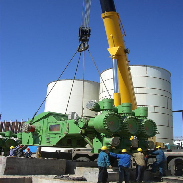 佛山租赁200吨吊车